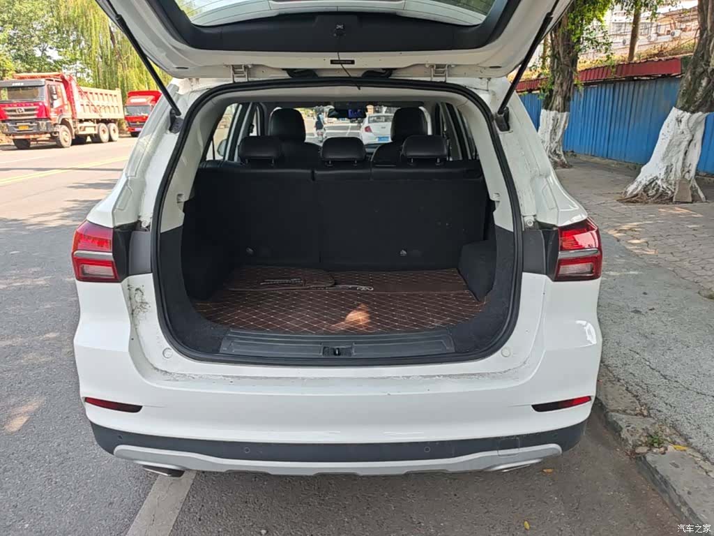 Roewe RX5, 2019 19