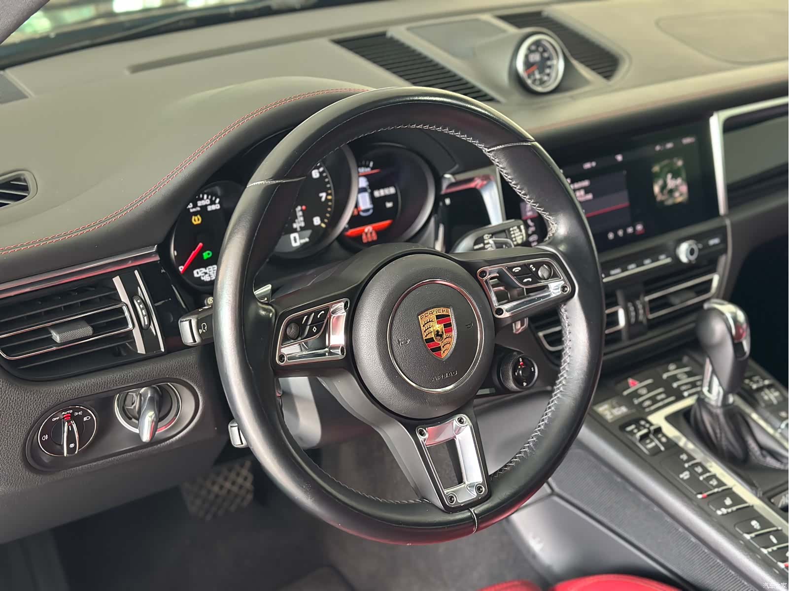 Porsche Macan, 2019 6