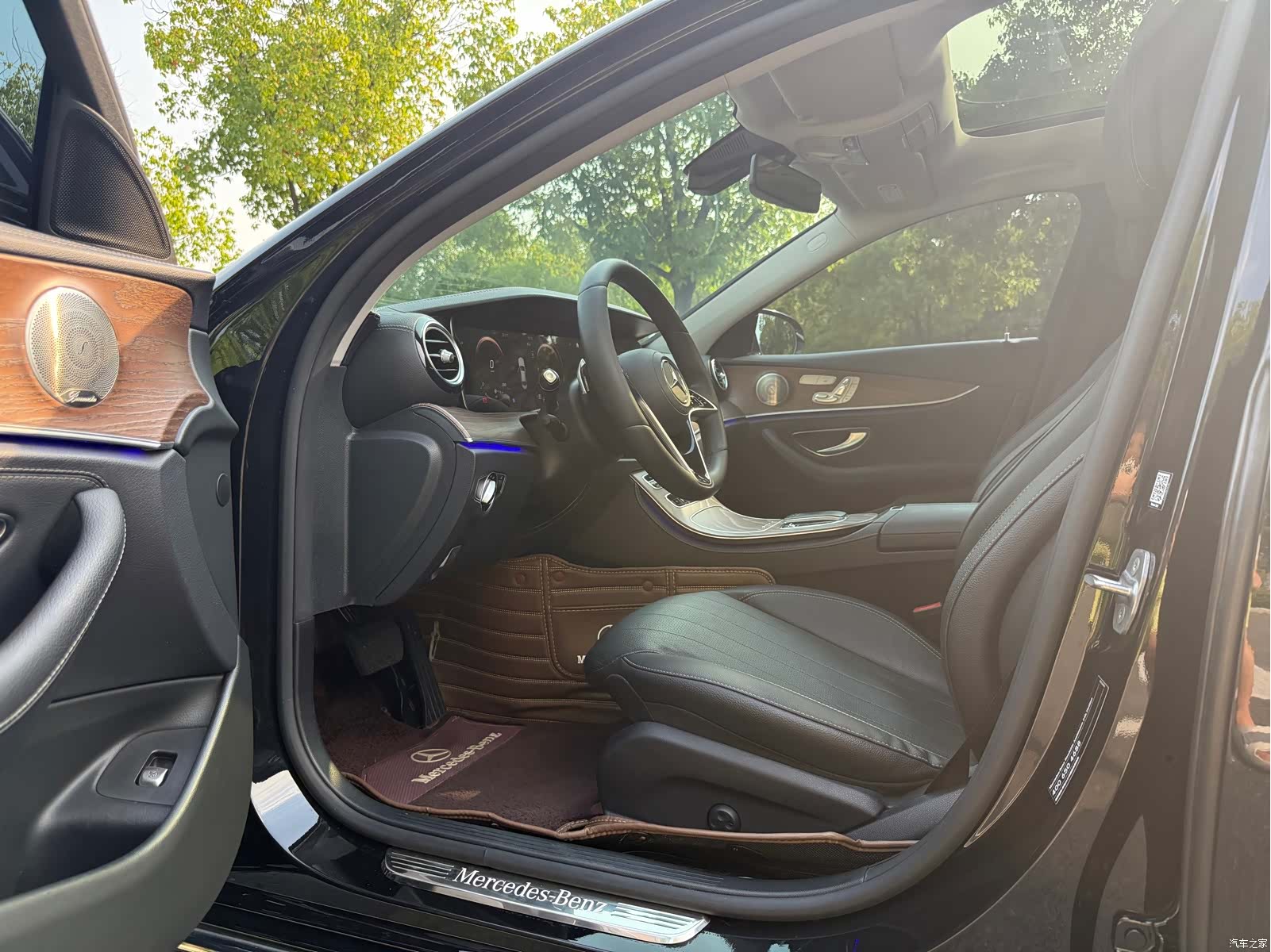 Mercedes-Benz E-Class, 2021 3