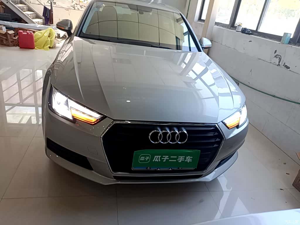 Audi A4L, 2017 3