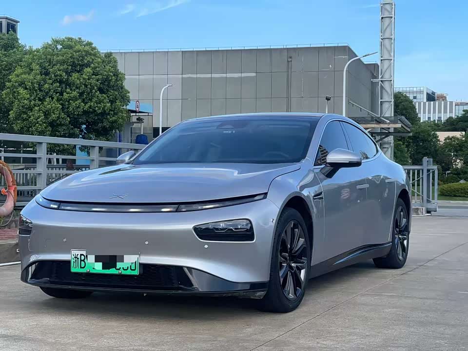 XPENG P7