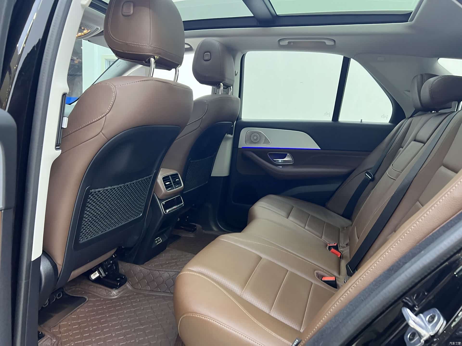Mercedes-Benz GLE, 2024 18