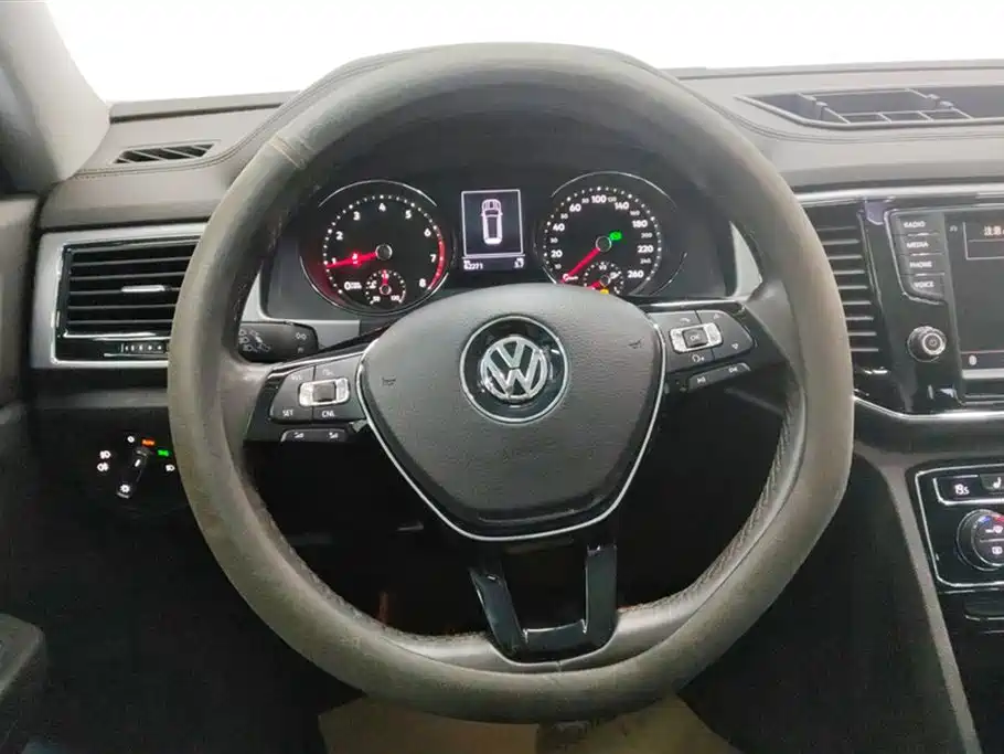 Volkswagen Tourang