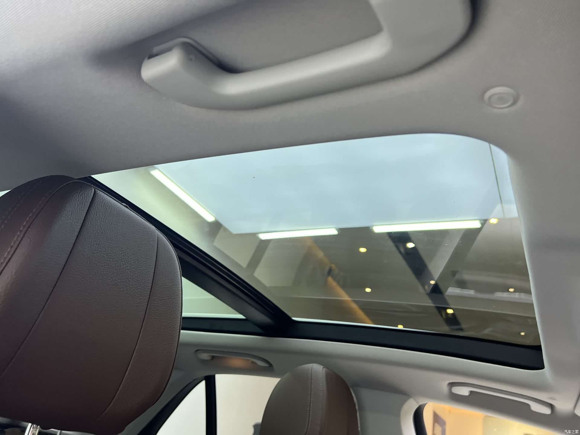 Mercedes-Benz GLE, 2024 23