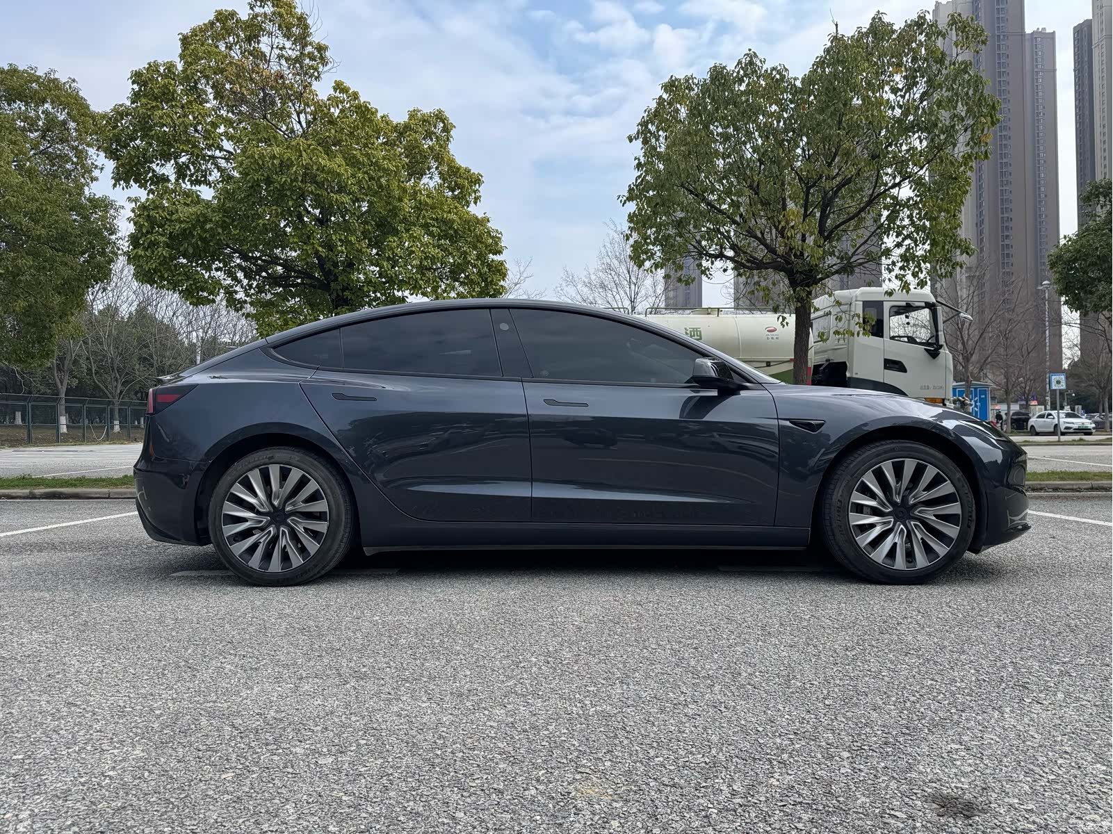 Tesla Model 3, 2024 7