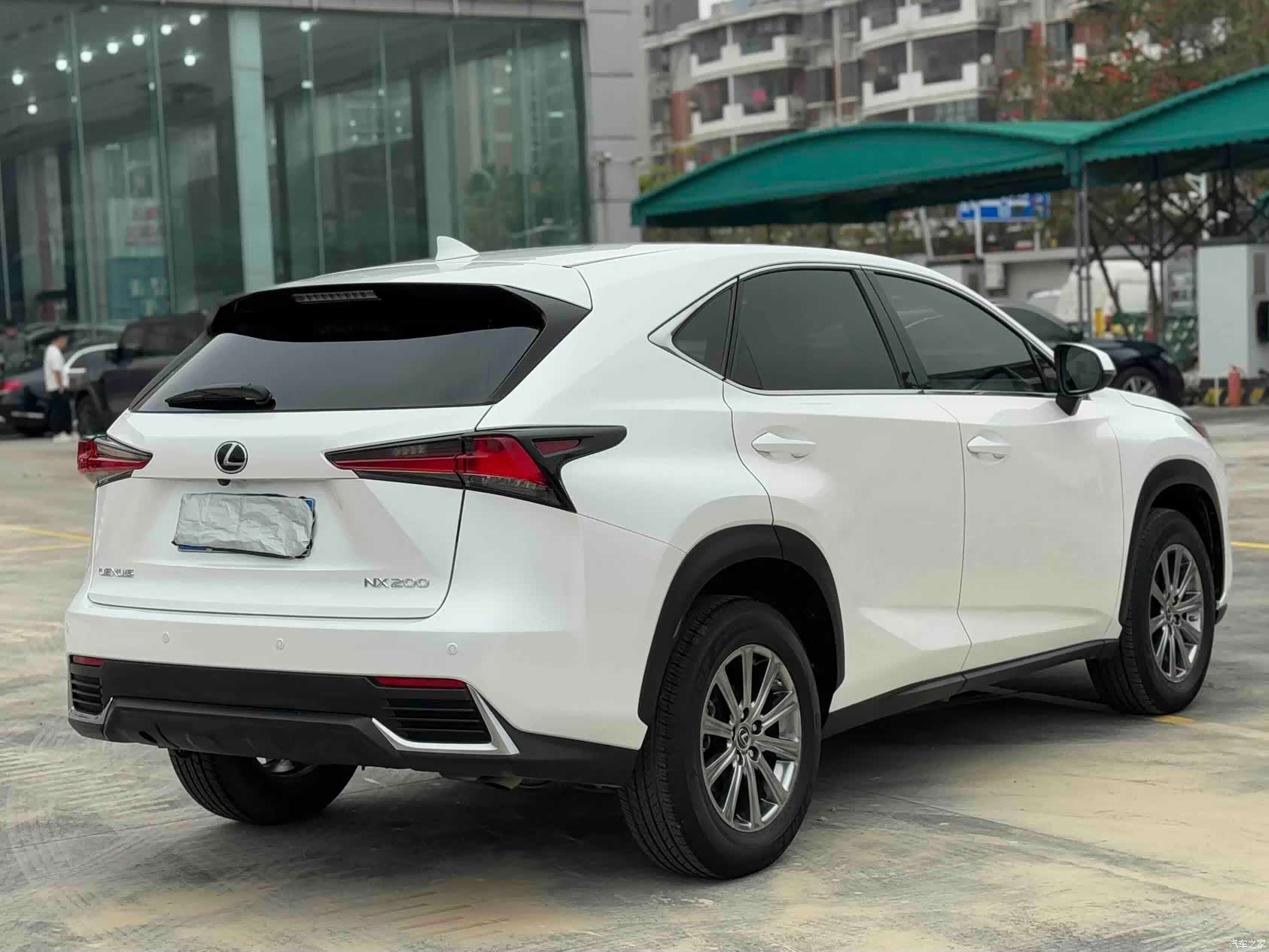 Lexus NX, 2021 9