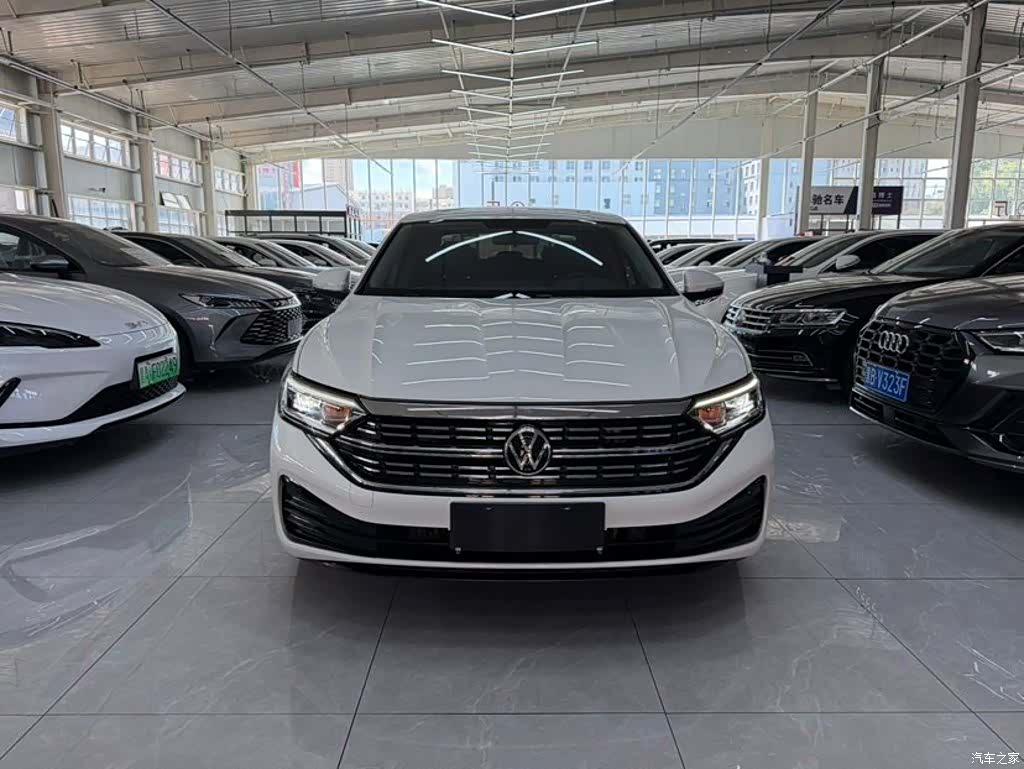 Volkswagen Sagitar, 2022 2