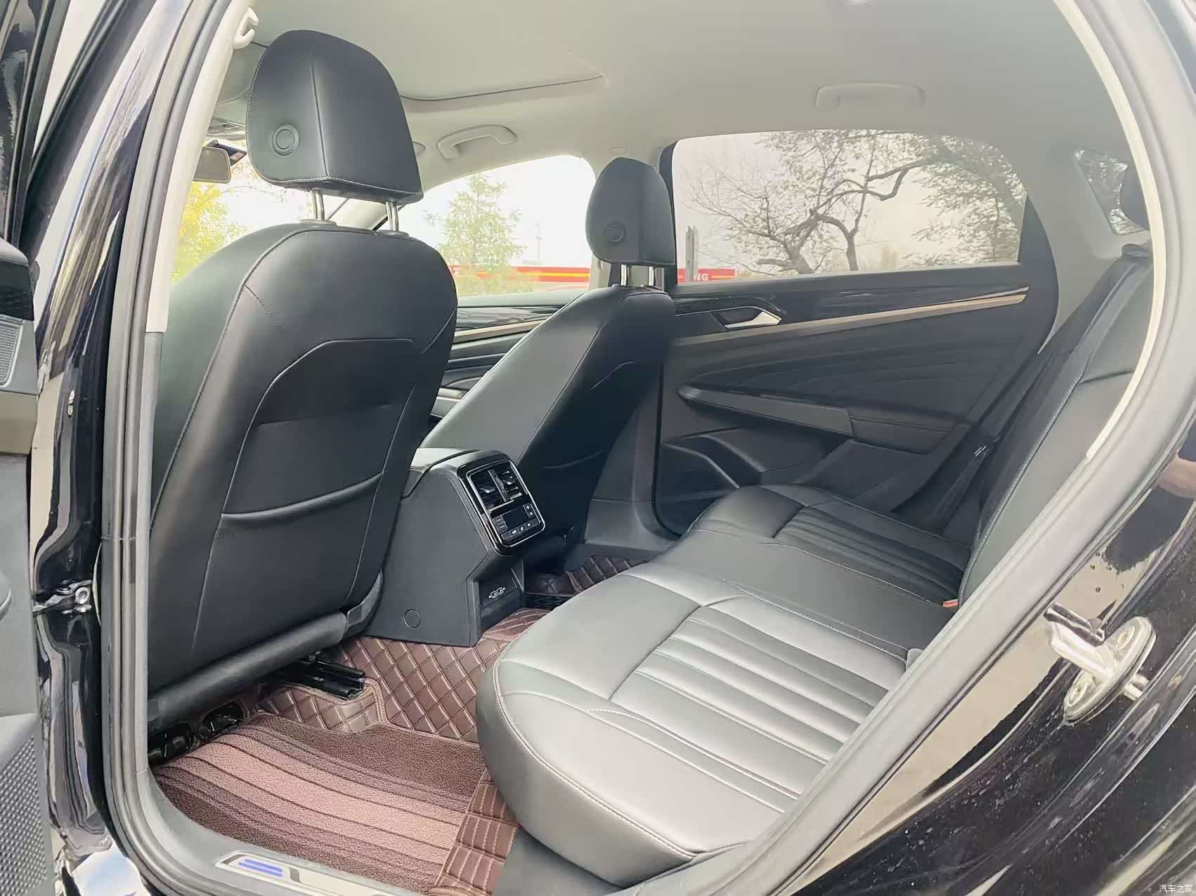 Volkswagen Passat, 2021 9