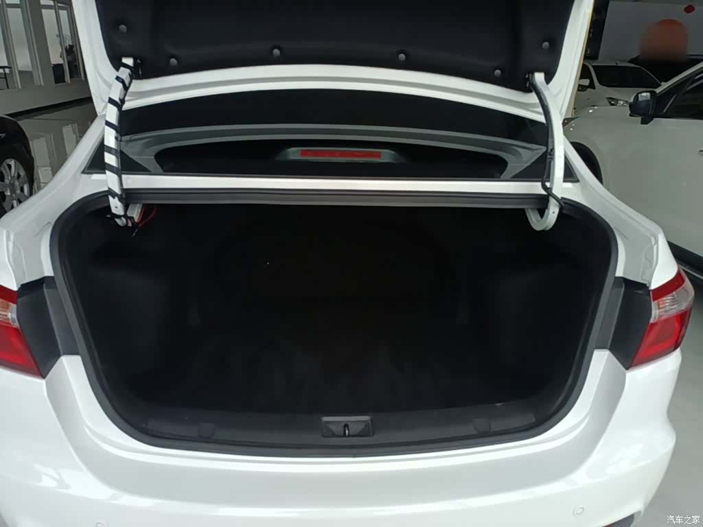 Changan V7, 2017 19