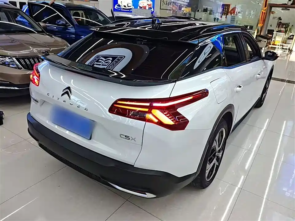 Citroen Versailles C5 X