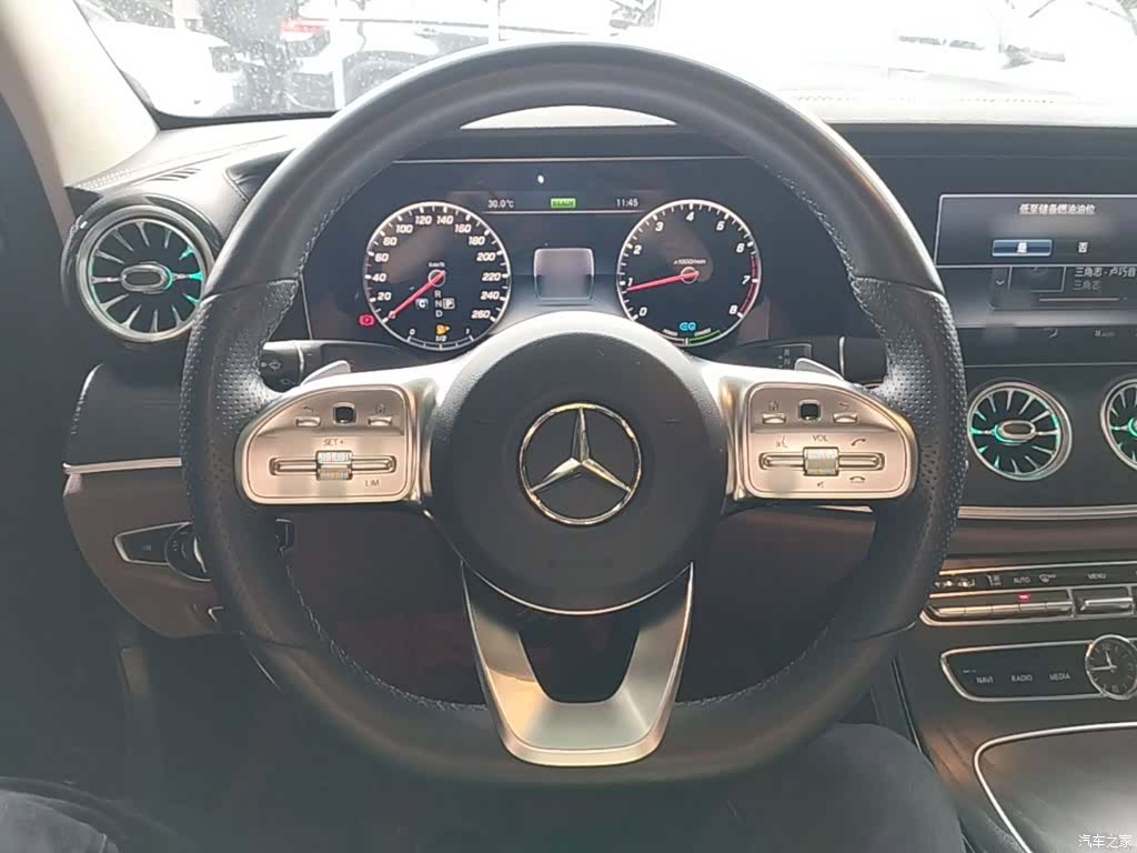 Mercedes-Benz E-Class, 2019 11