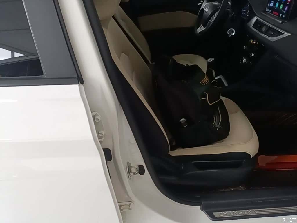 Changan V7, 2017 25
