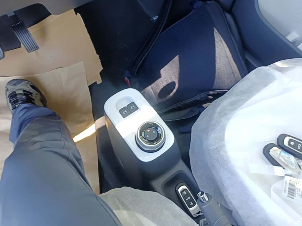Geely Panda, 2026 14