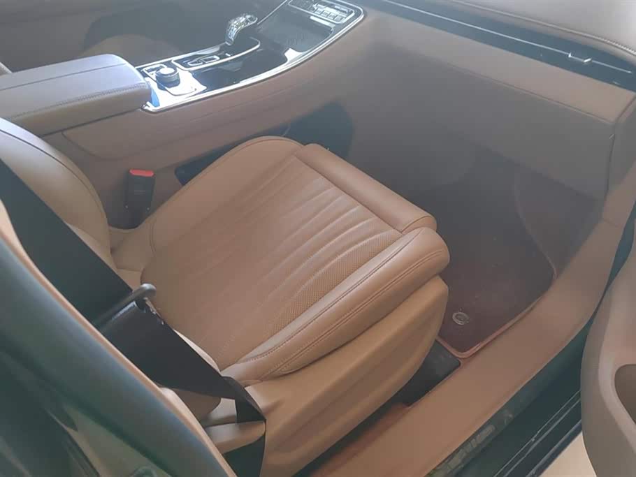 JAC Refine Ruifeng RF8 PHEV