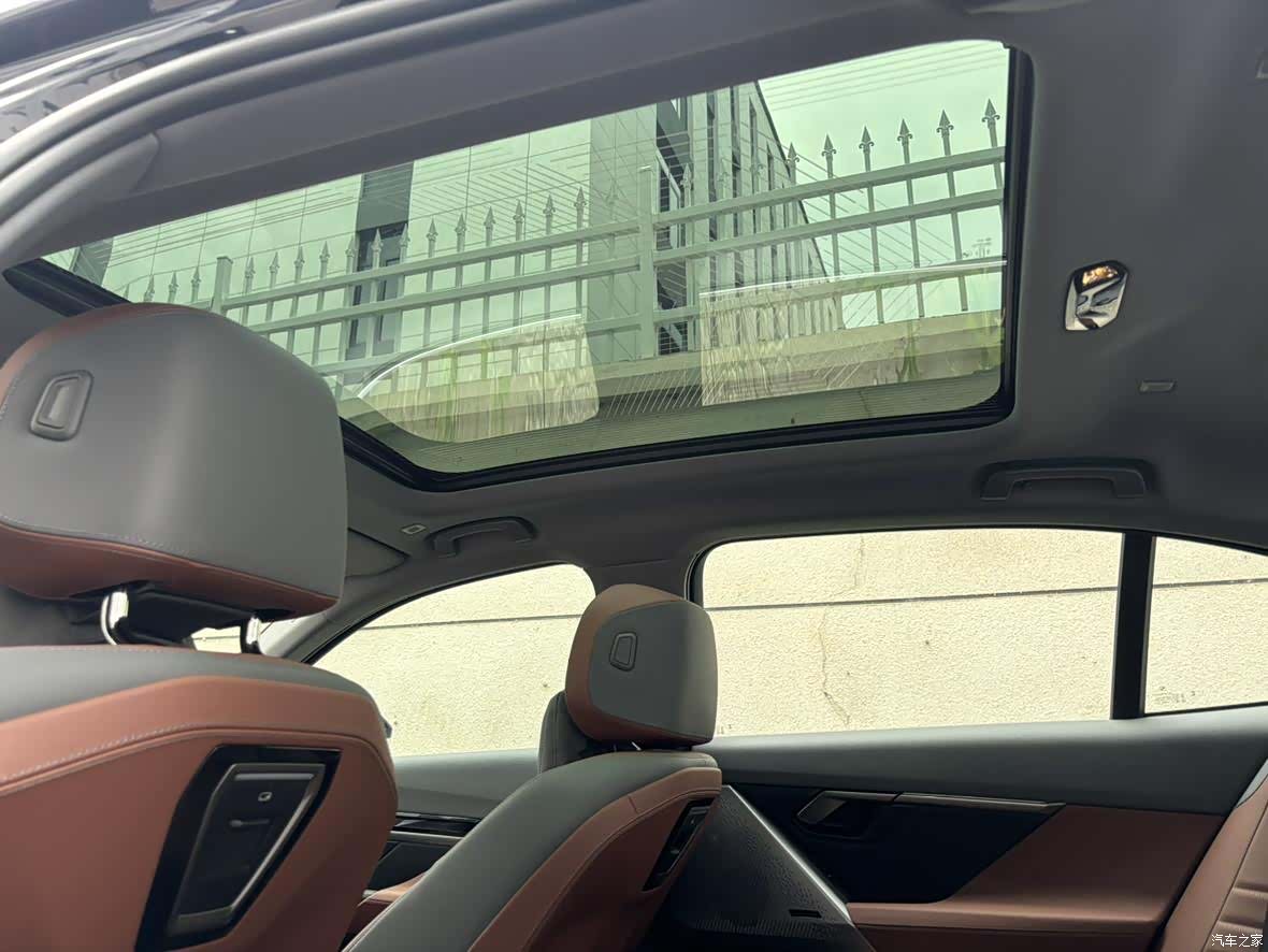 BMW i5, 2026 14