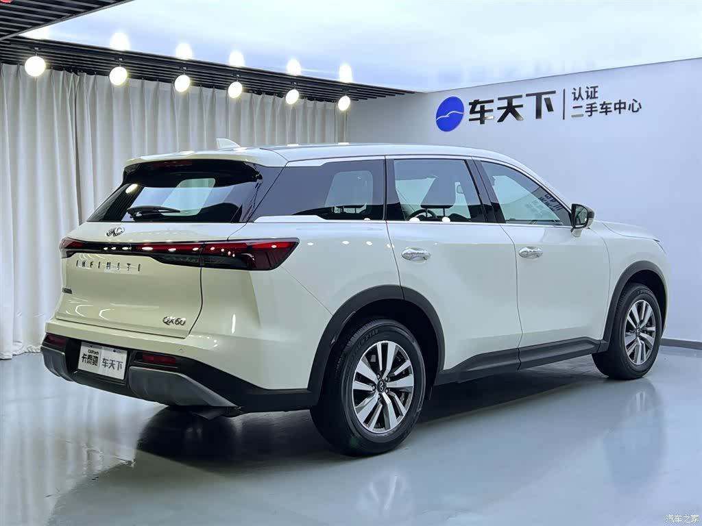 Infiniti QX60, 2023 все фото