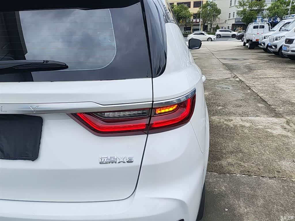 Geely X6, 2020 8