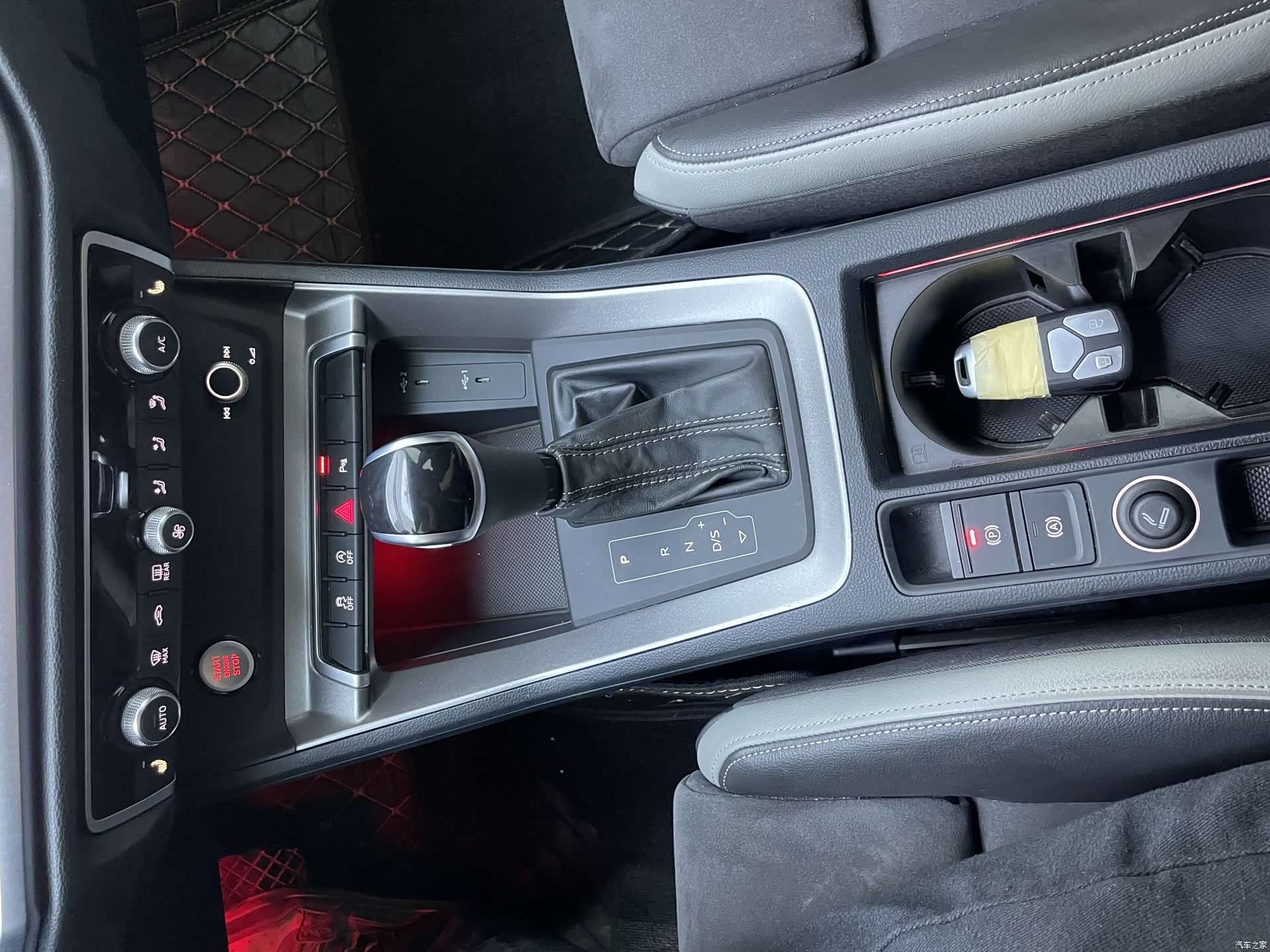 Audi Q3, 2023 16