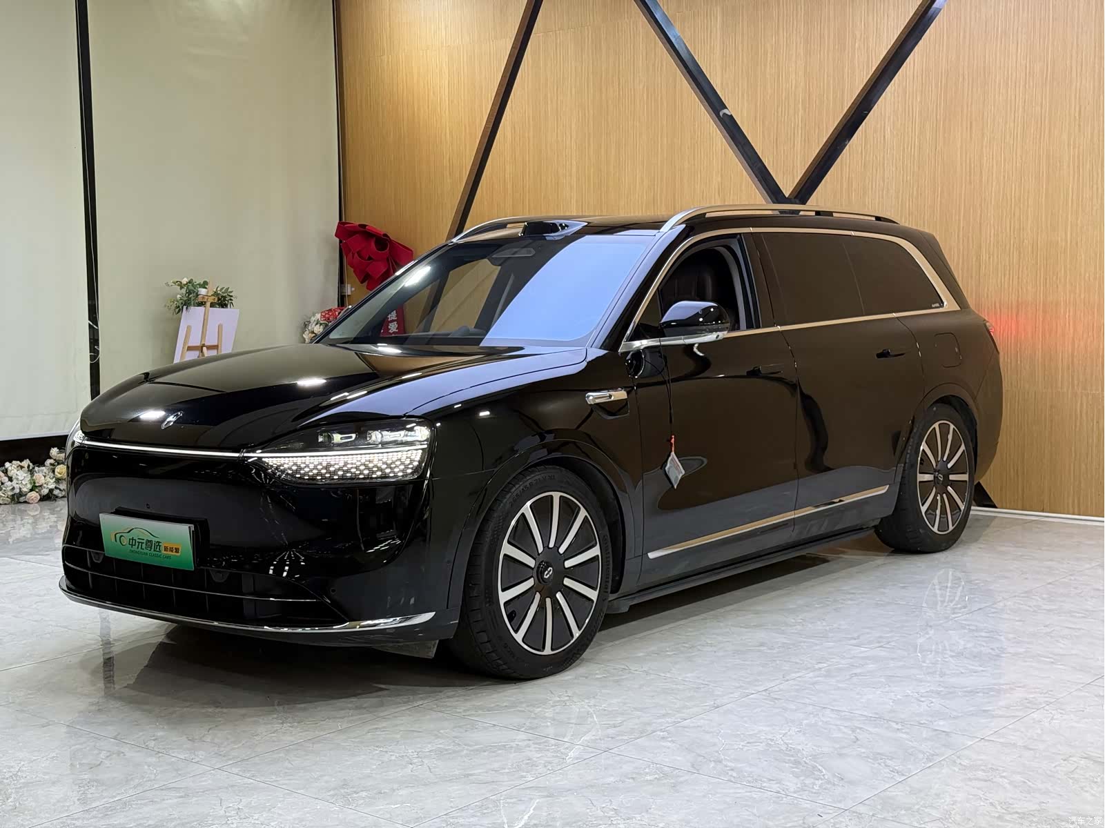 AITO M9, 2025 1