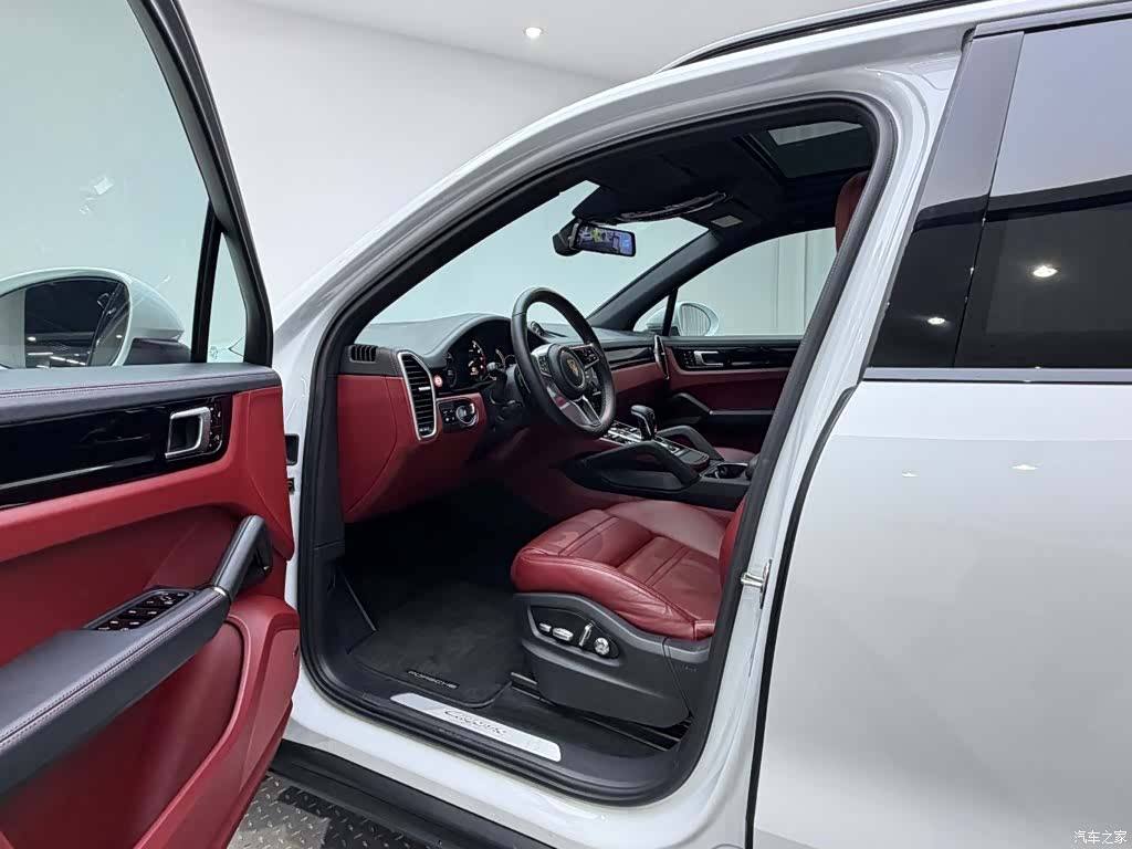 Porsche Cayenne, 2019 9