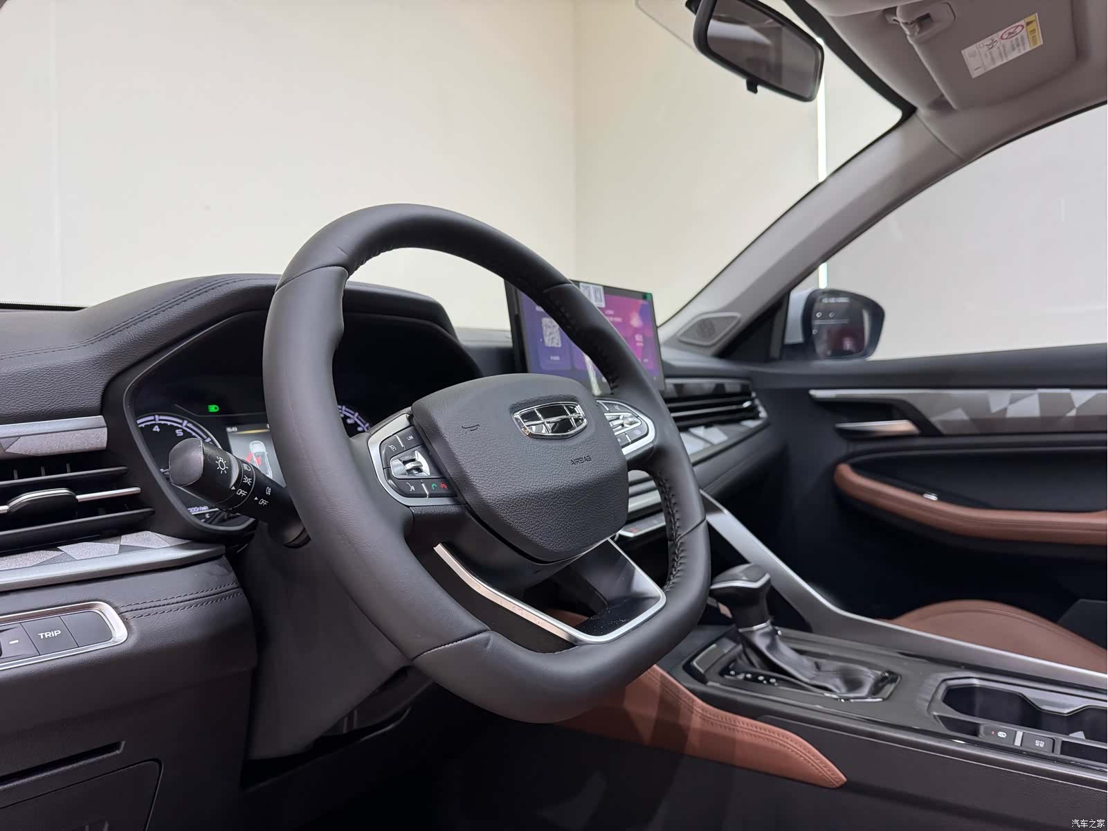 Geely X6, 2024 12