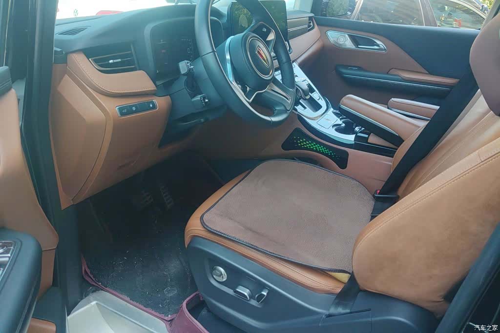 Hongqi HQ9, 2024 9
