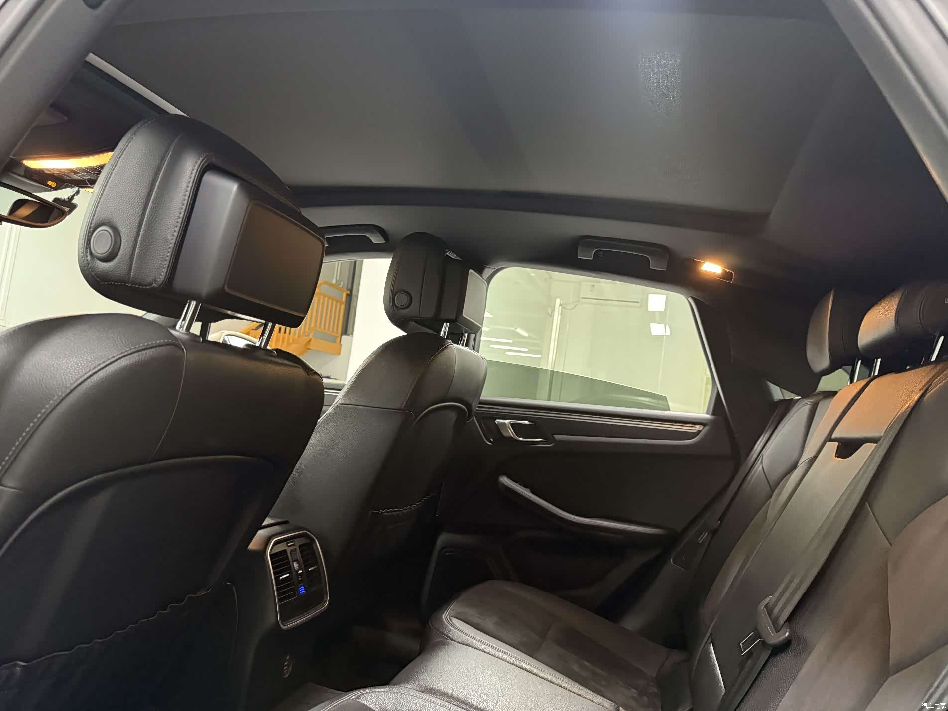 Porsche Macan, 2017 15