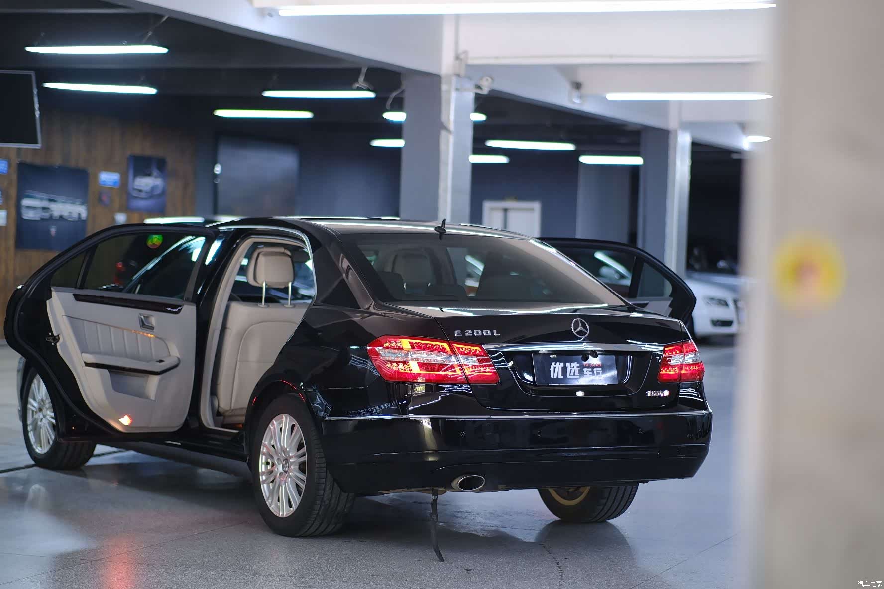 Mercedes-Benz E-Class, 2012 12