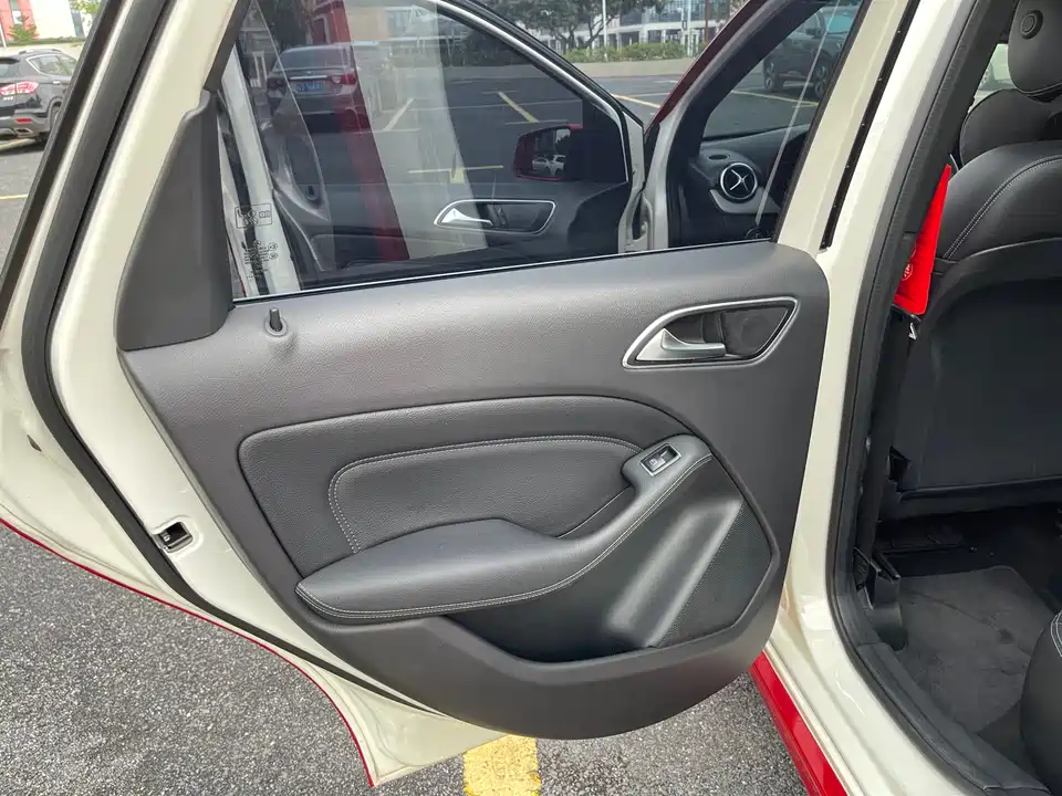 Mercedes-Benz Class B