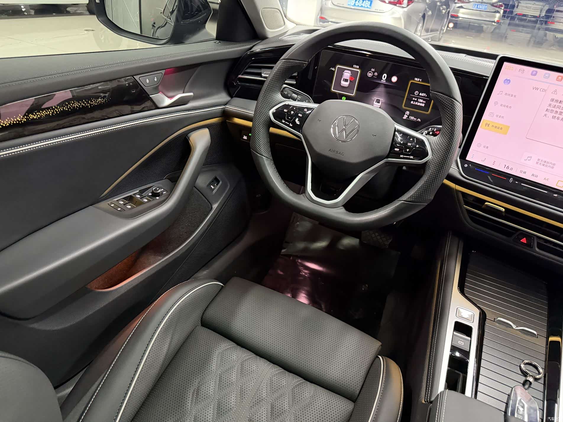 Volkswagen Magotan, 2025 8