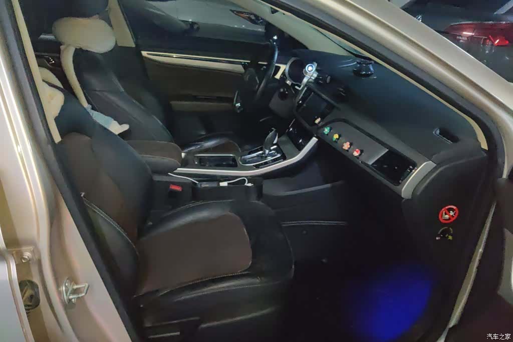 Geely Emgrand, 2016 8