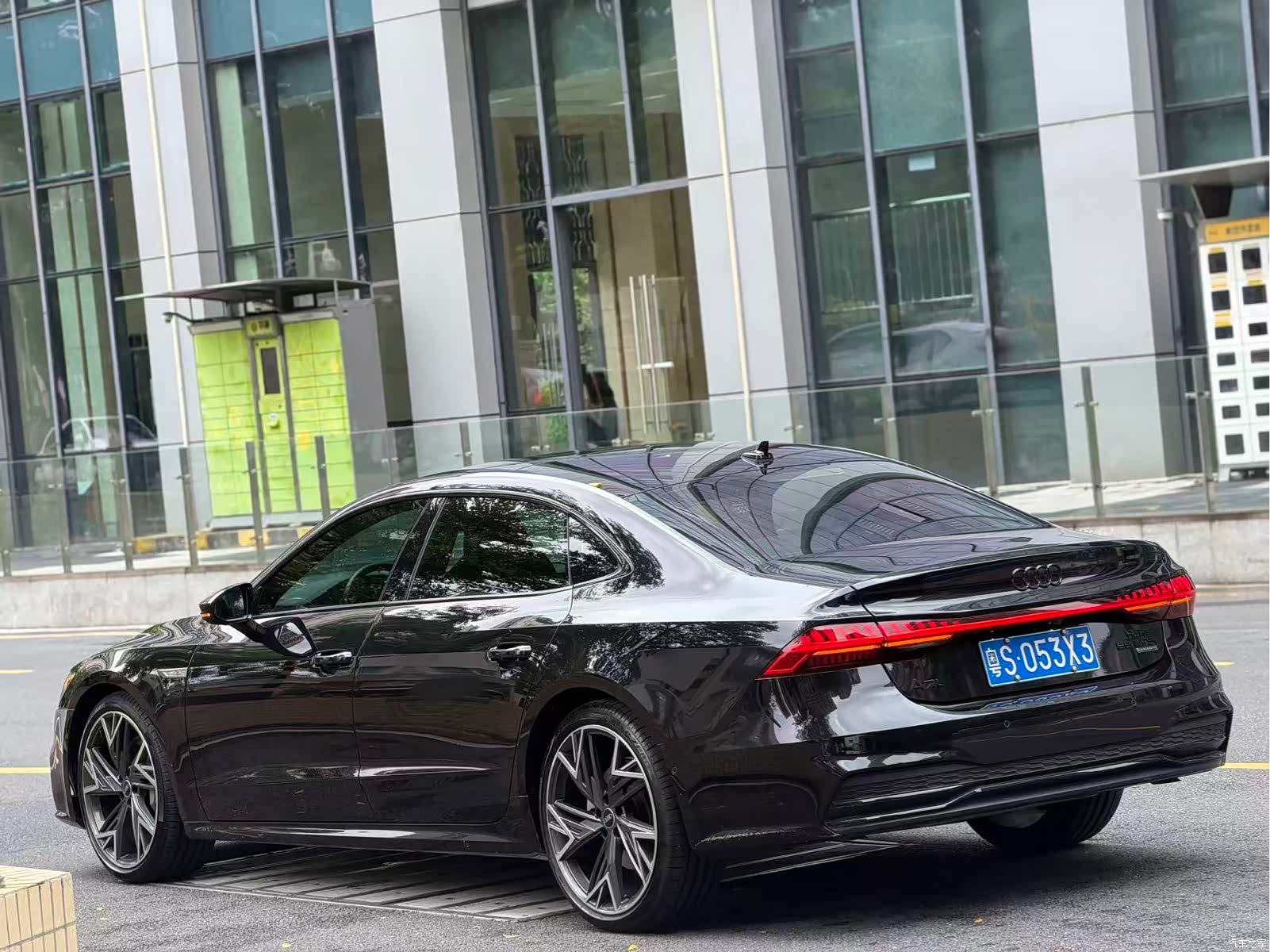 Audi A7L, 2023 3
