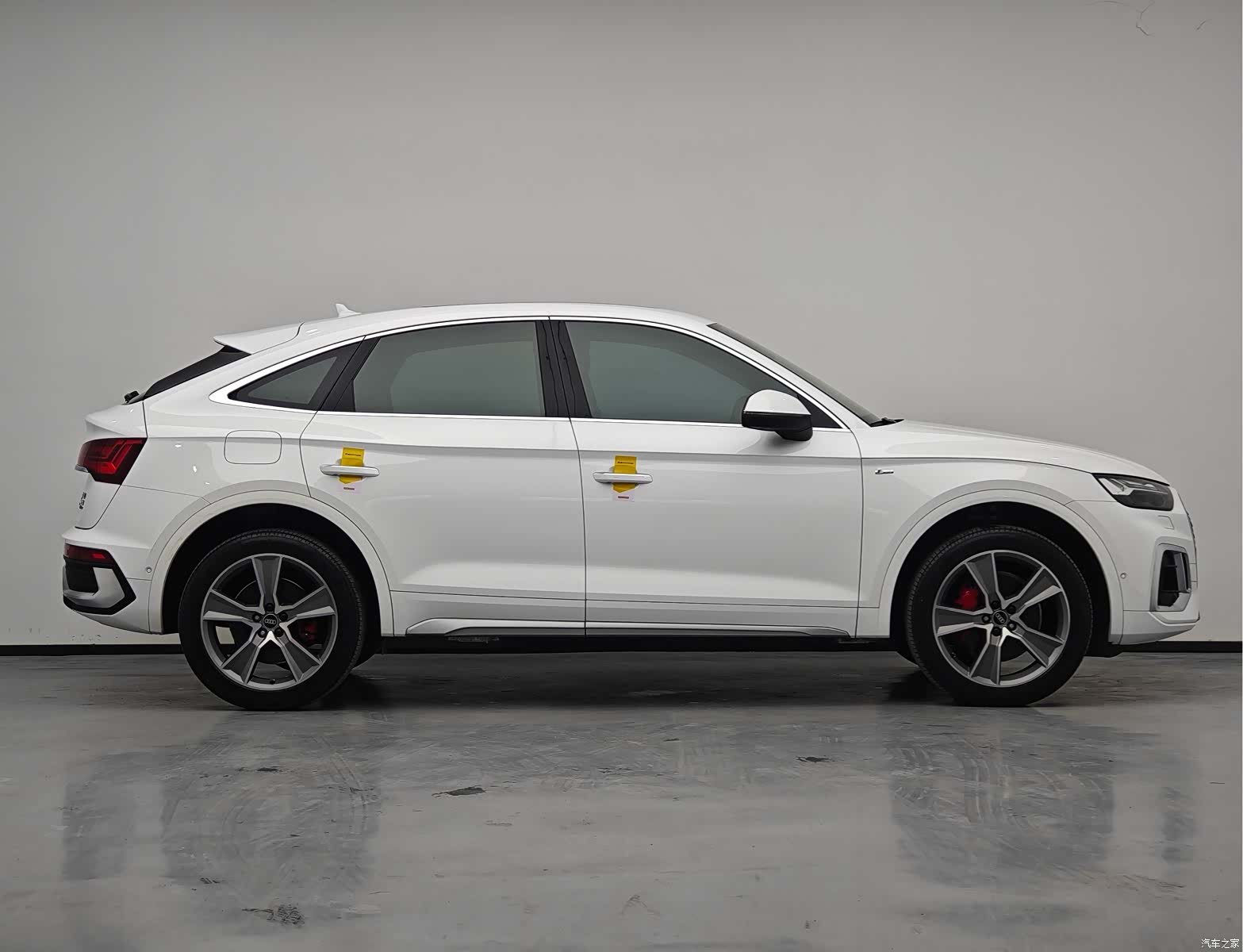 Audi Q5L, 2022 8