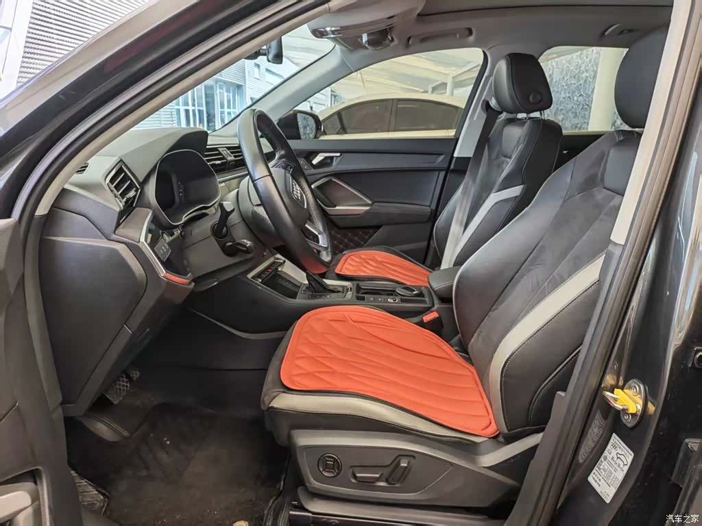 Audi Q3, 2023 все фото