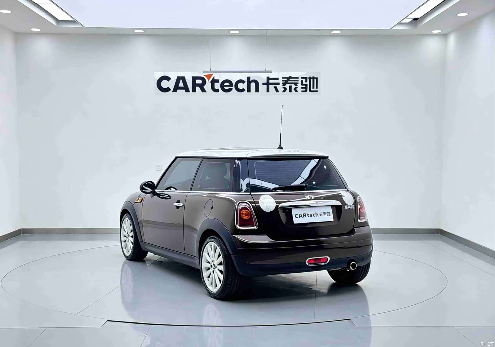 Mini Cooper, 2010 4