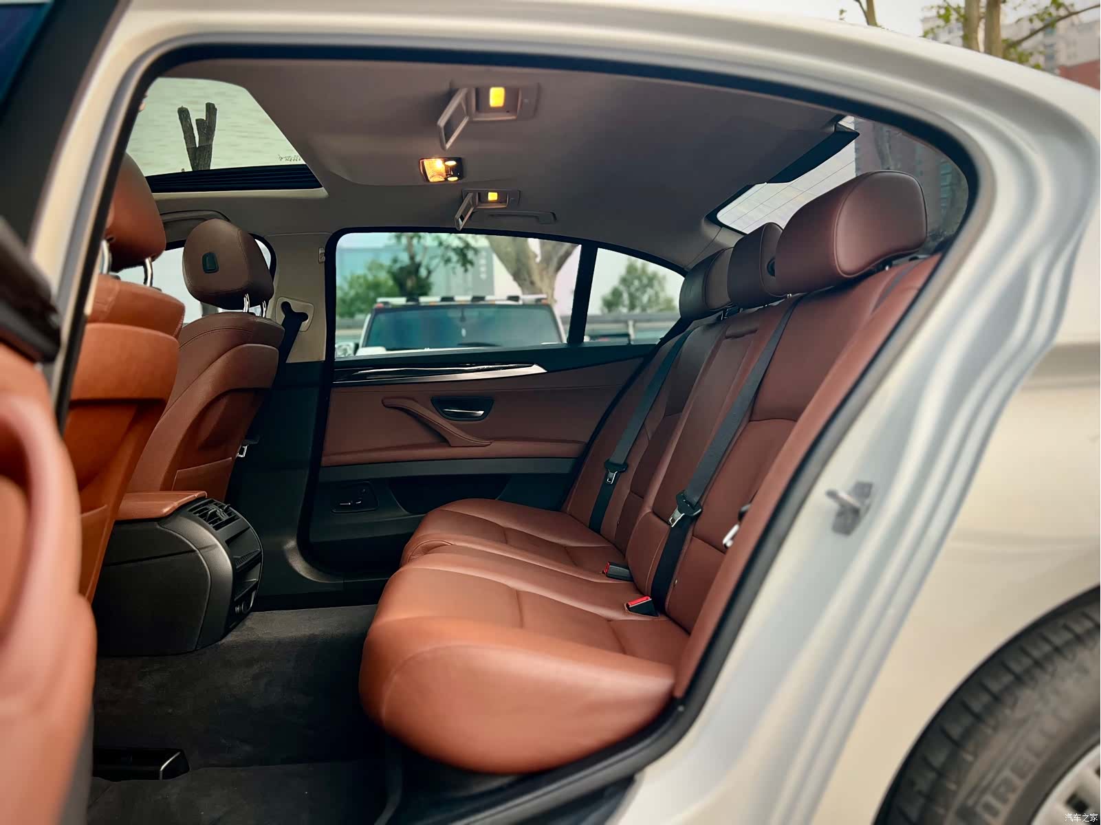 BMW 5 Series, 2015 29