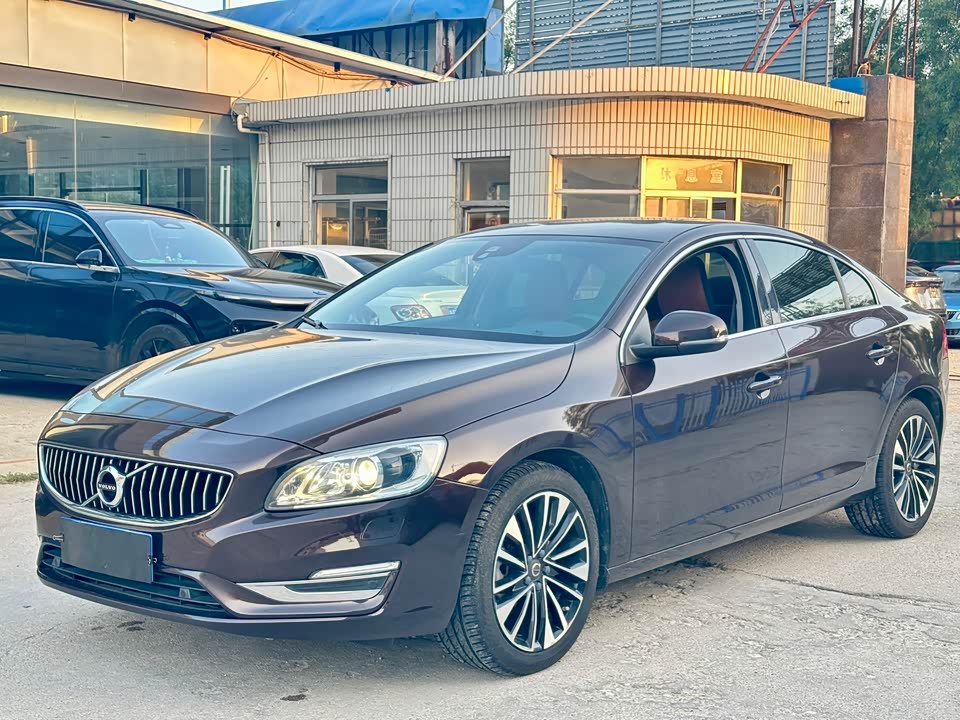 Volvo S60