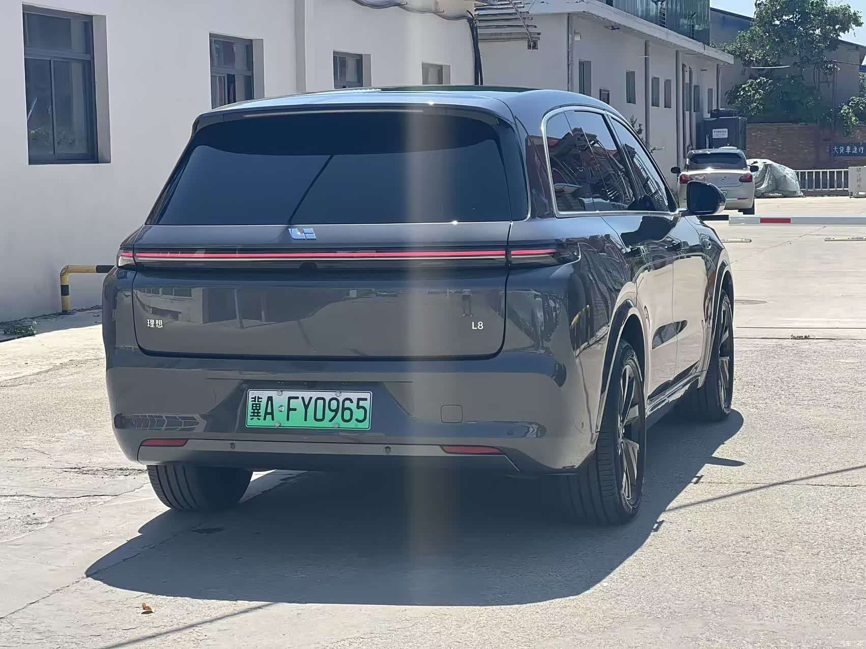 Li Auto L8, 2024 9