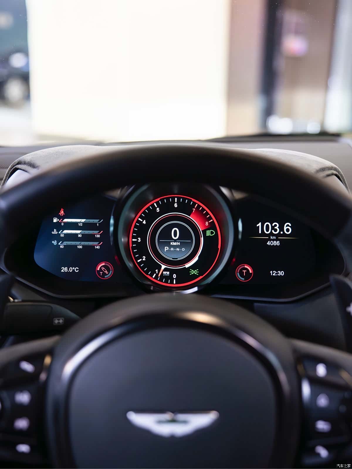 Aston Martin Vantage, 2024 21