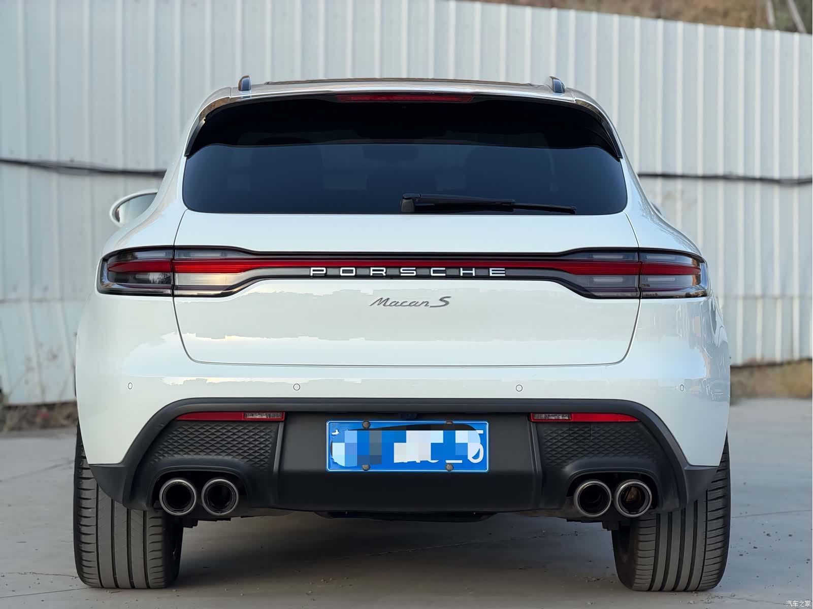 Porsche Macan, 2023 все фото
