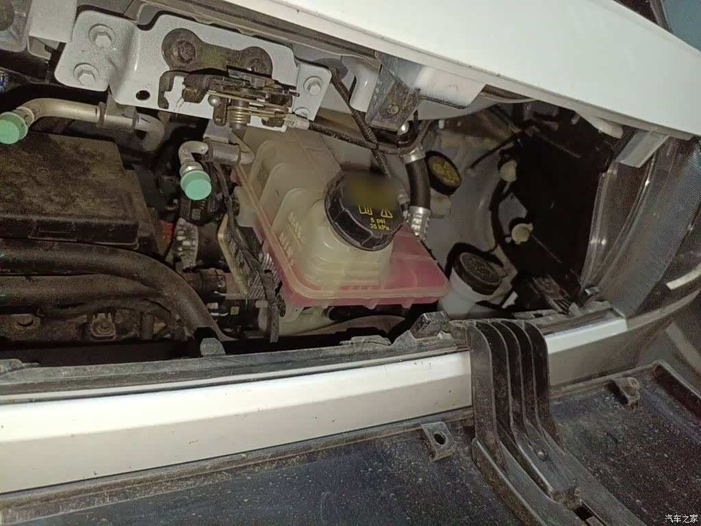 Maxus V1, 2026 22
