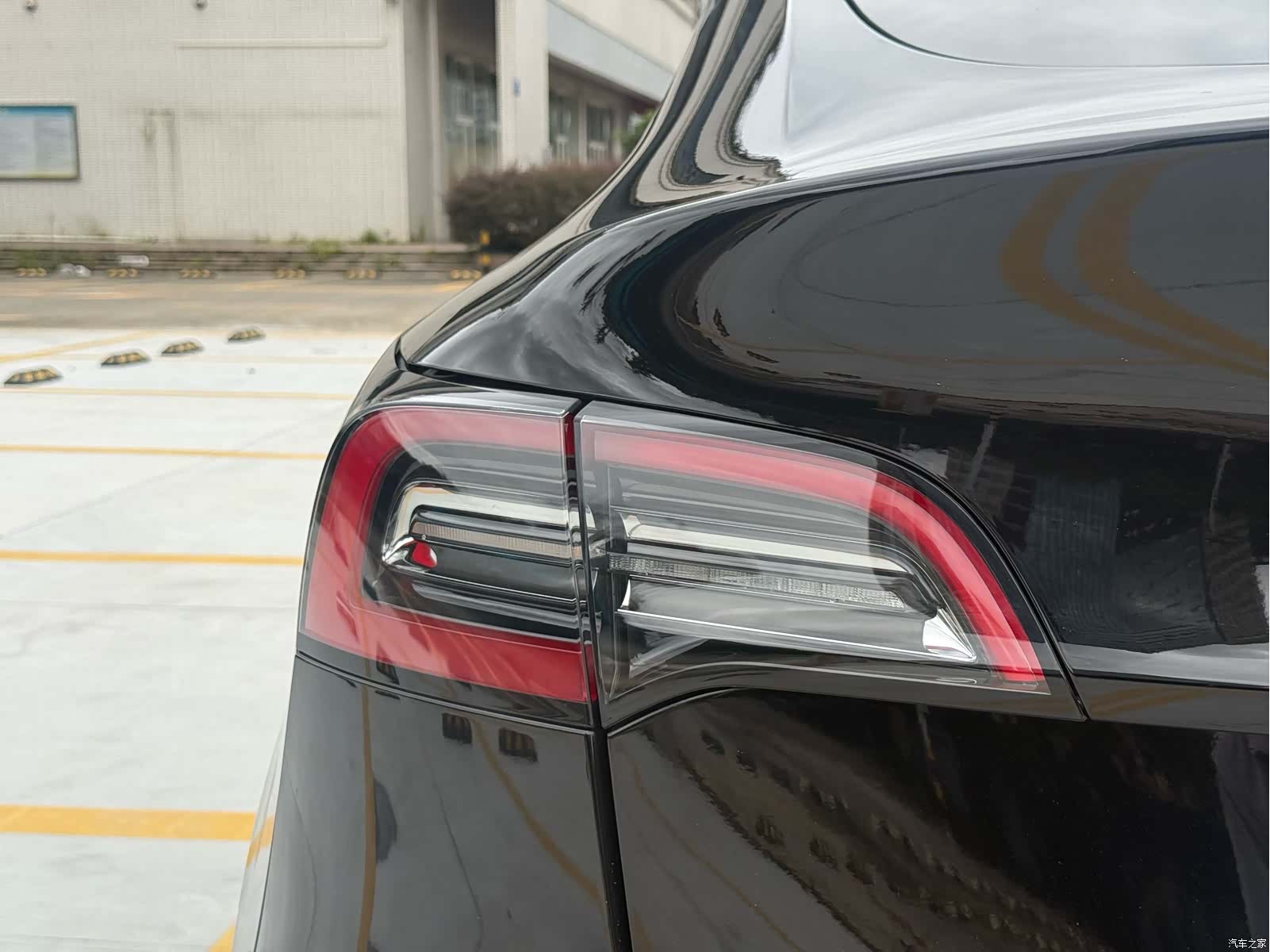 Tesla Model Y, 2022 12