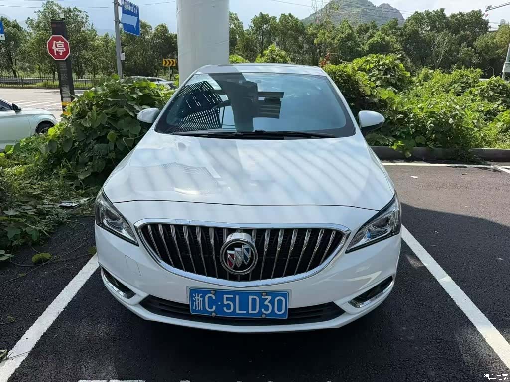 Buick Verano, 2017 3