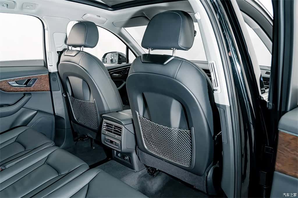 Audi Q7, 2024 20