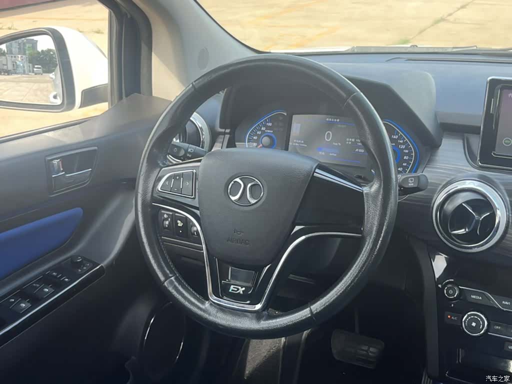 BAIC EX360, 2019 12