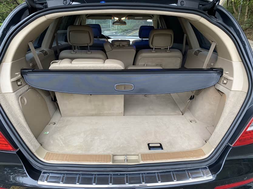 Mercedes-Benz R-class