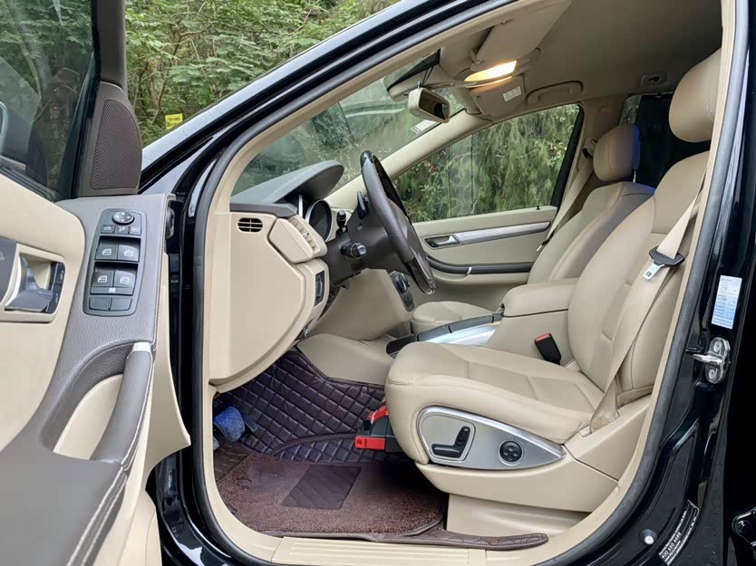 Mercedes-Benz R-class