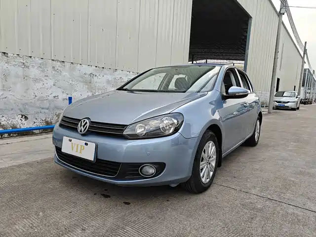 Volkswagen Golf 2012 — купить из Китая под заказ
