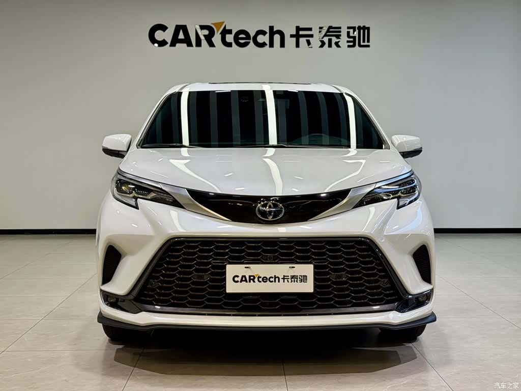 Toyota Granvia, 2025 3