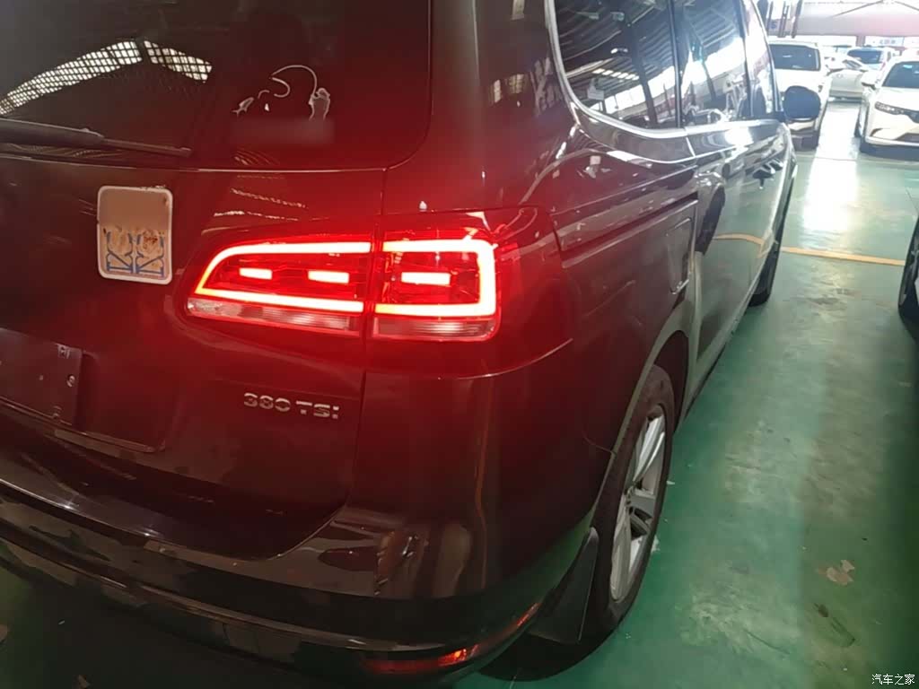 Volkswagen Xia, 2017 8